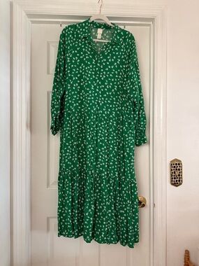 H&M Green Floral Collared Shirt Dress